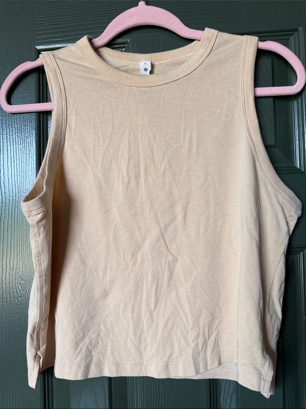 Lululemon tank size 6